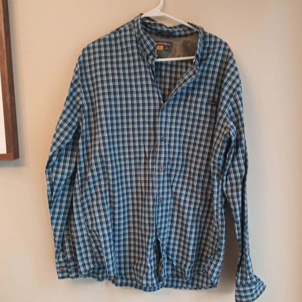 Like New Men's Eddie Bauer Button Down